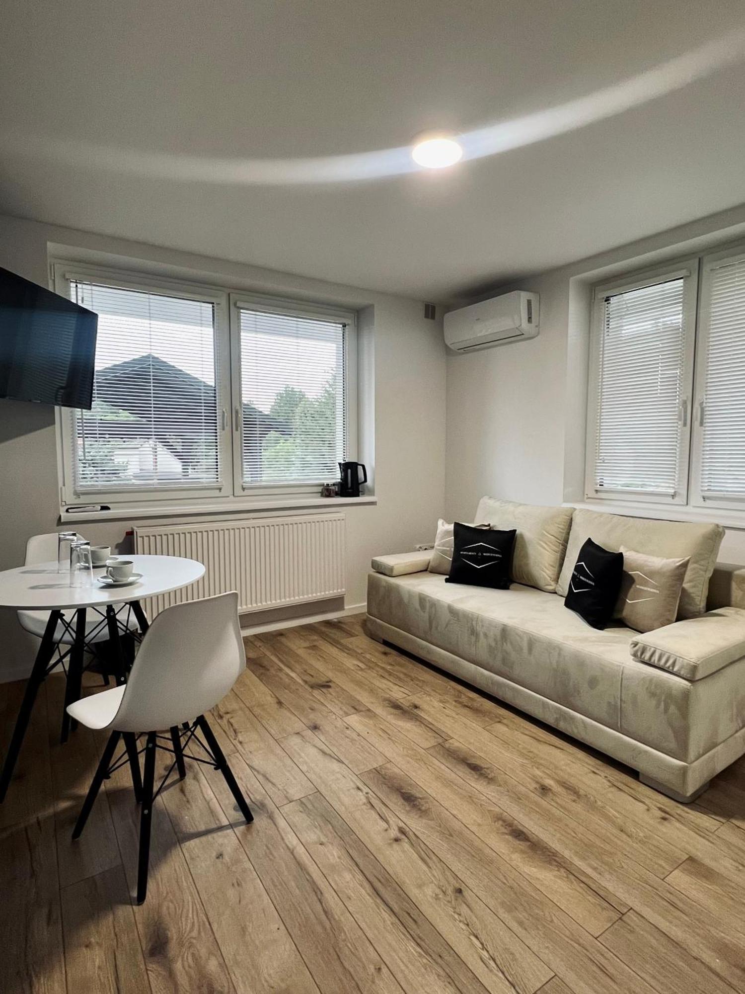 Piotrowice  Apartamenty Modrzewiowa Zator المظهر الخارجي الصورة